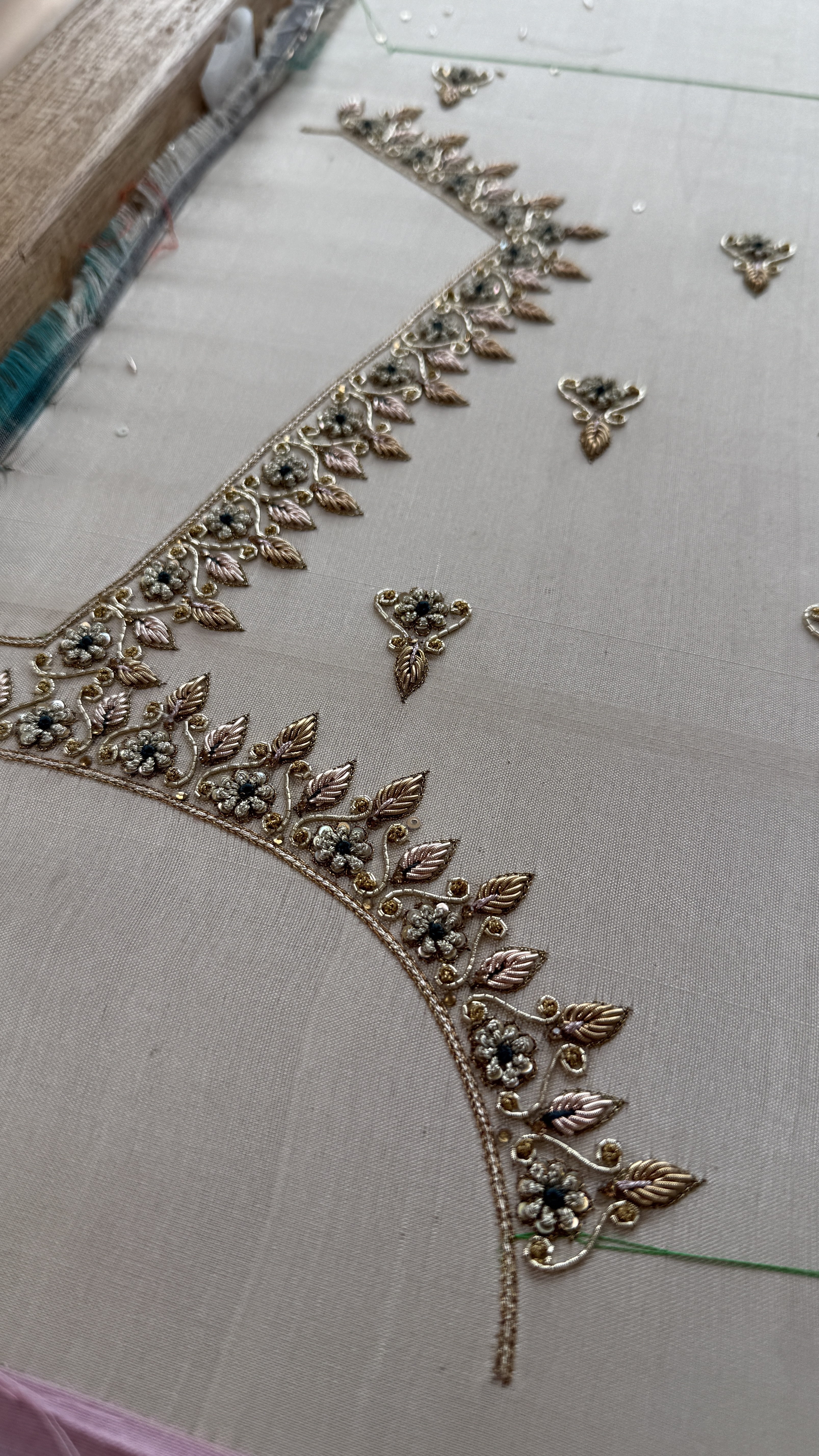 Neckline Embroidery Look 3 thumbnail 2