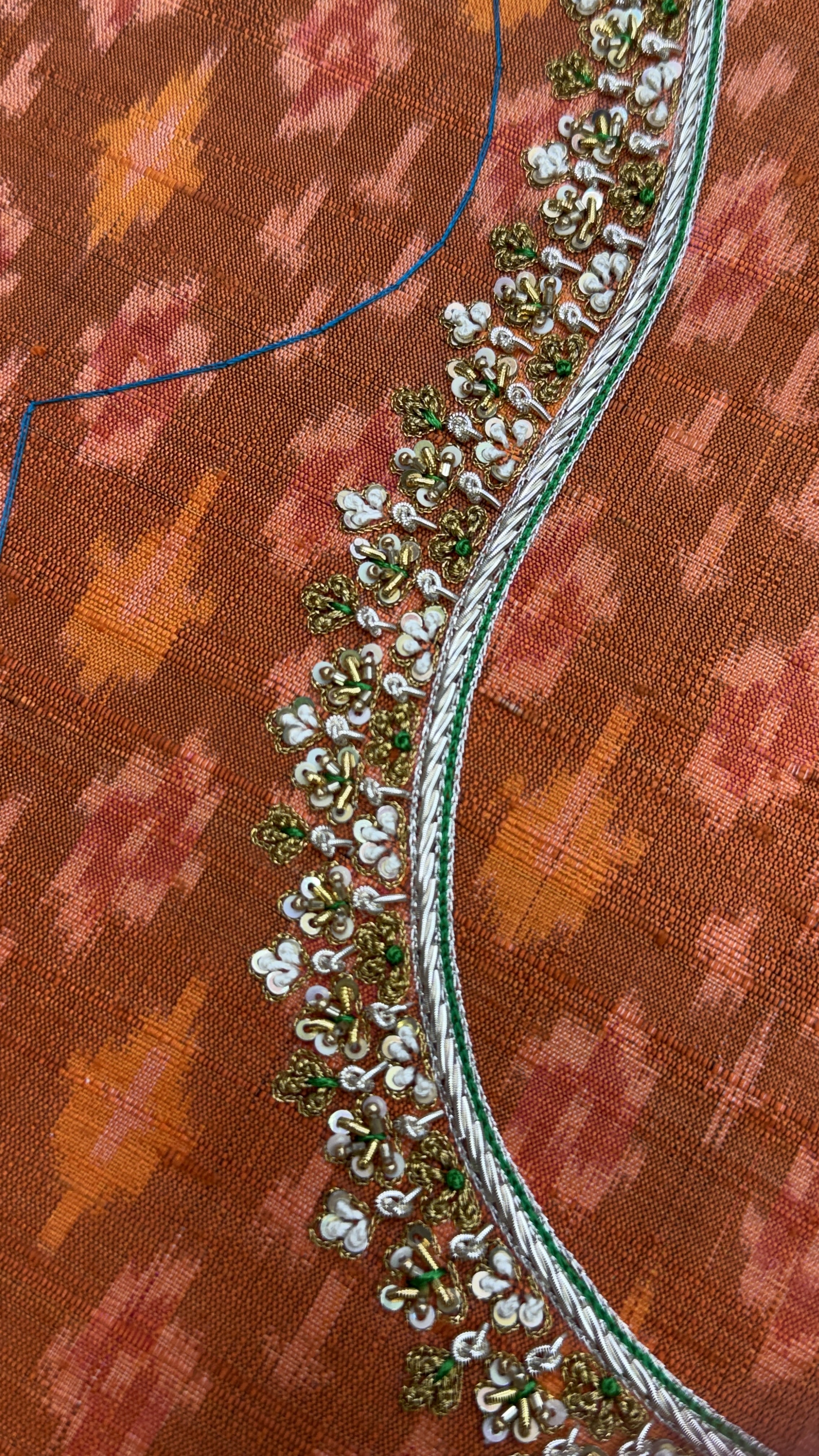 Neckline Embroidery Look 4 thumbnail 3