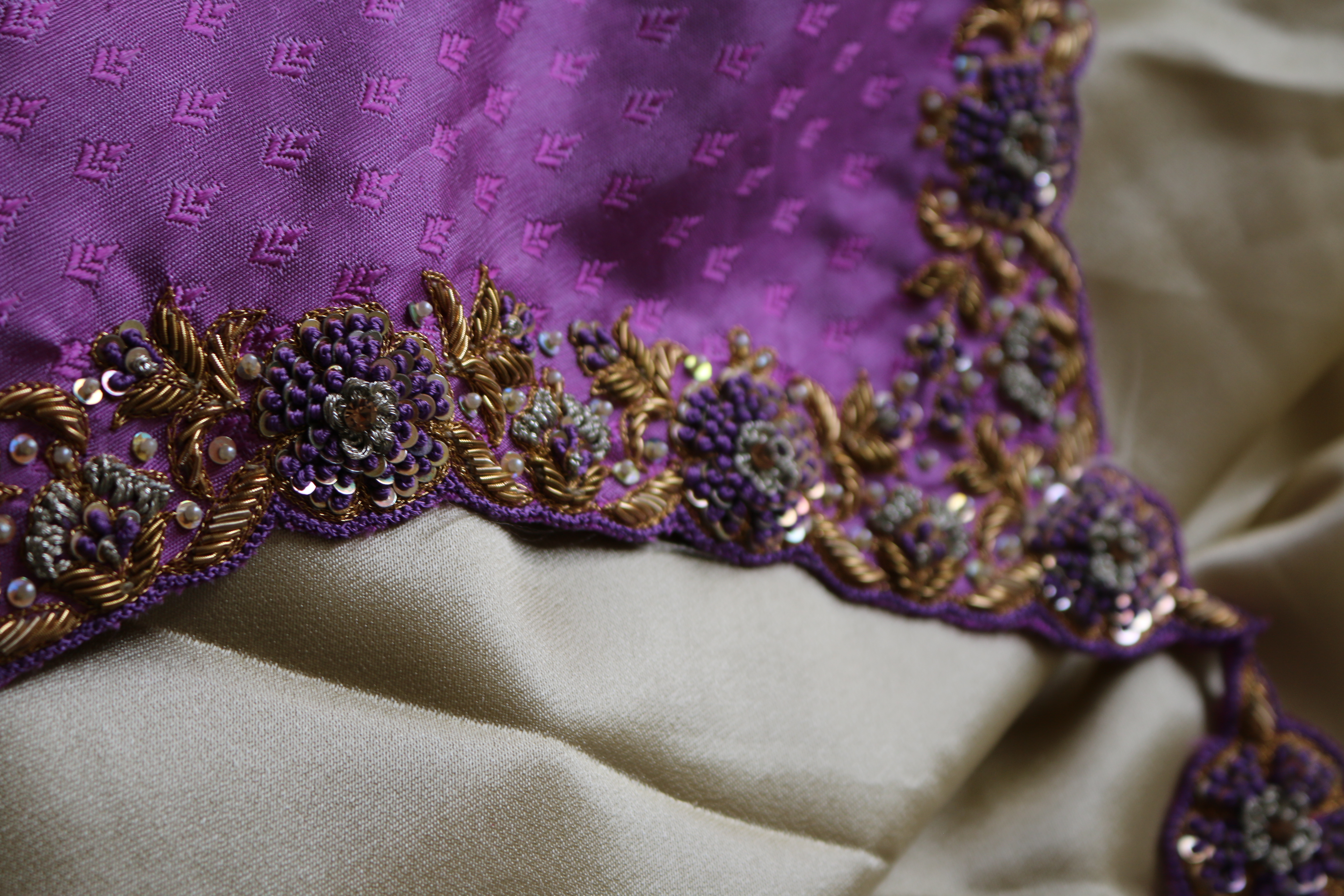 Stone Embroidery Look 4 thumbnail 2